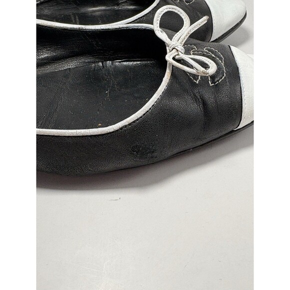 Chanel Ballet Flats Bi-Color Black & White w/ Bow Accent CC Logo Sz EU 37 7 - Picture 9 of 14